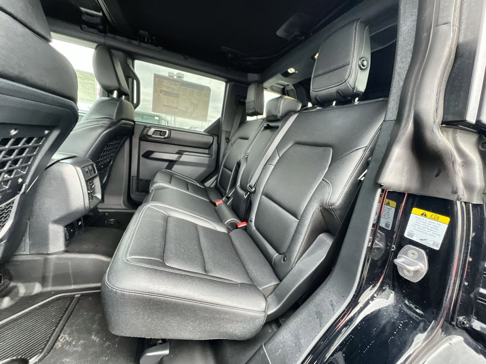 New 2025 Ford Bronco Badlands image 24