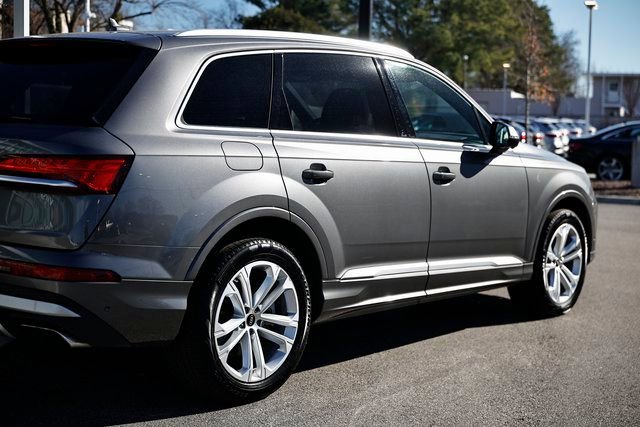 Used 2025 Audi Q7 3.0T Premium w/ Convenience Package image 8