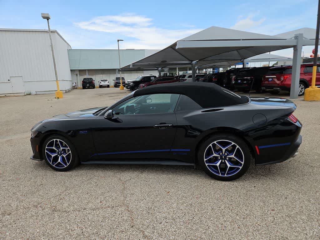 Used 2025 Ford Mustang GT Premium w/ GT Performance Package RWD image 5