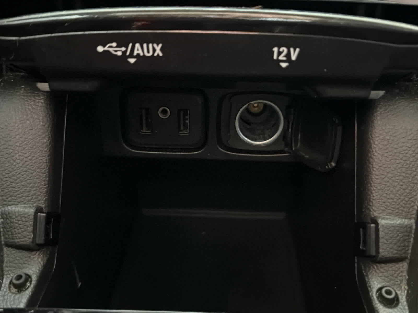 Used 2021 Buick Encore Preferred image 44