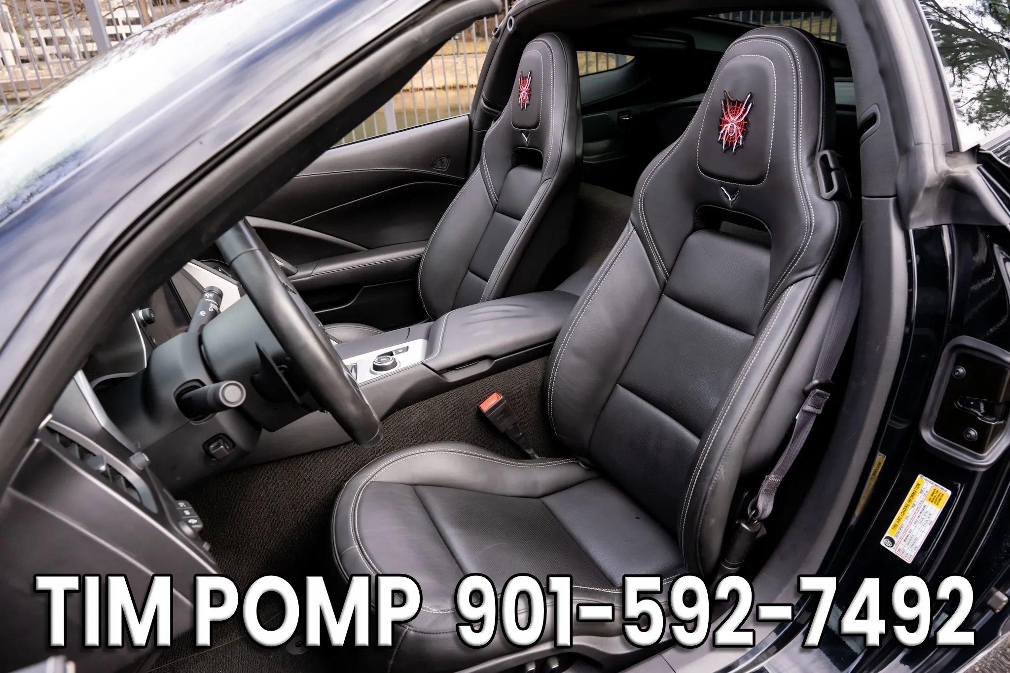 Used 2016 Chevrolet Corvette Stingray Coupe w/ 2LT Preferred Equipment Group image 11