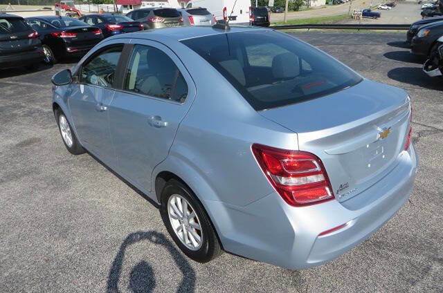 Used 2017 Chevrolet Sonic LT w/ Convenience Package image 24