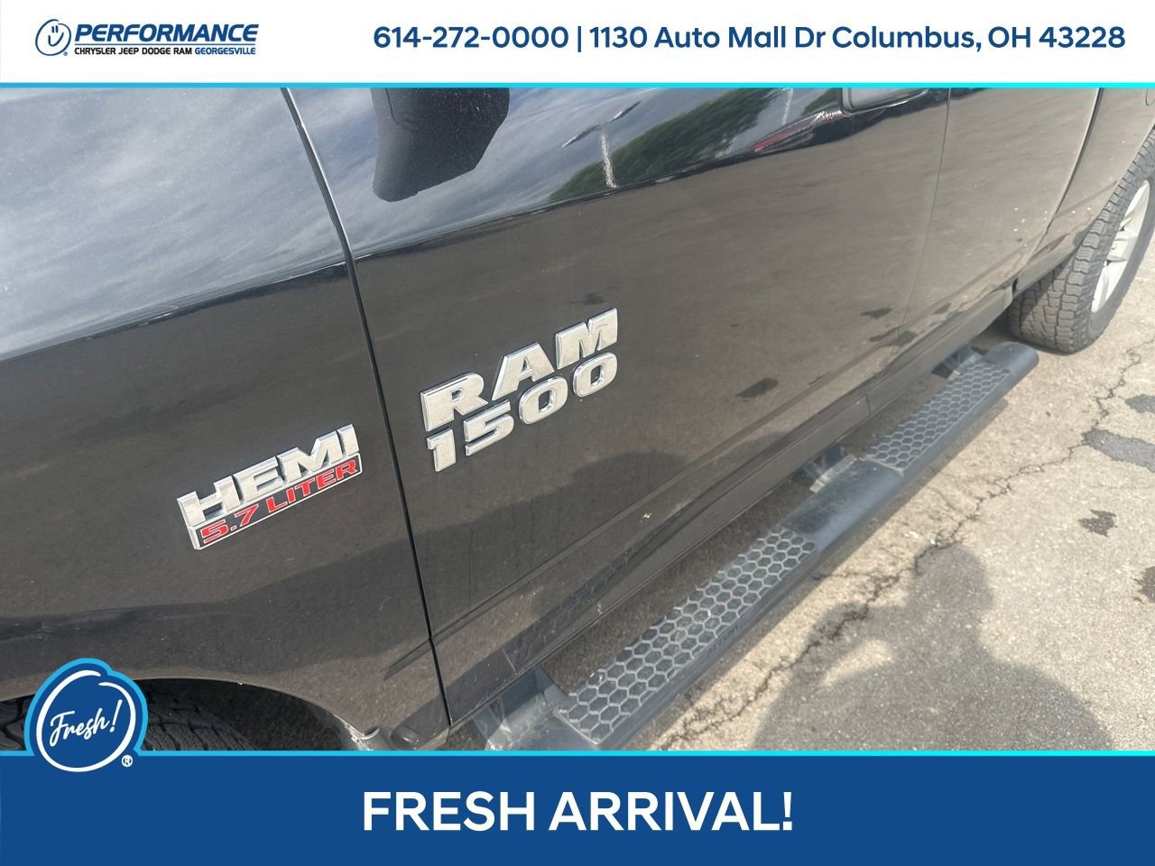 Used 2017 RAM 1500 ST w/ SXT Appearance Group AWD/4WD image 11
