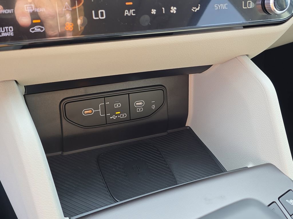 New 2026 Kia Sportage SX image 28