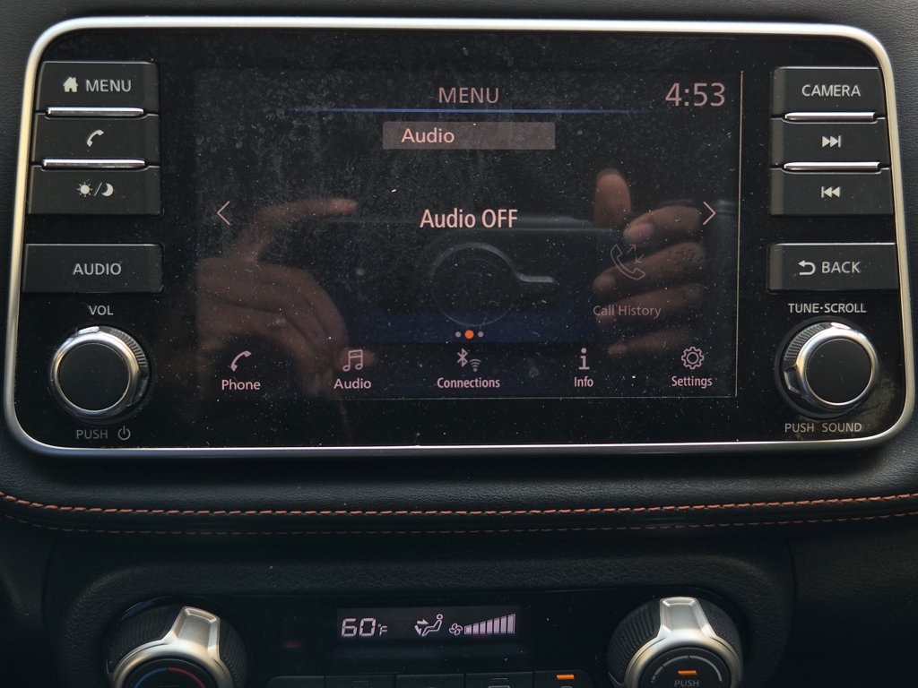 Used 2019 Nissan Kicks SR w/ Exterior Electronics Package FWD image 14