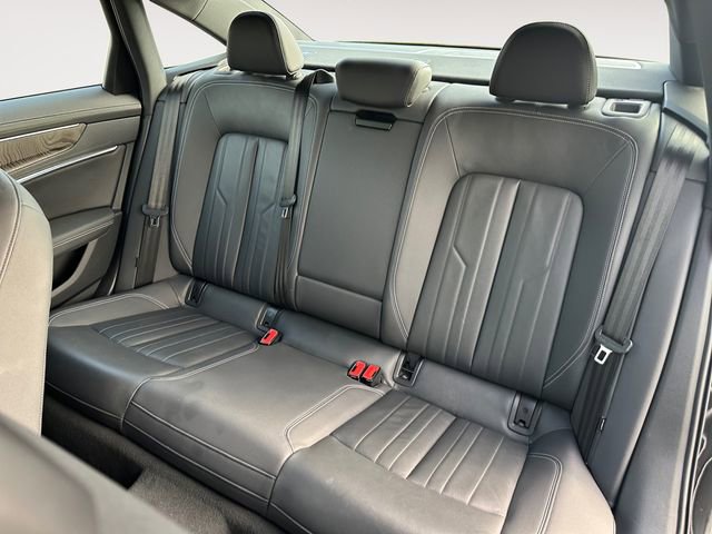 Used 2022 Audi A6 Premium Plus image 13