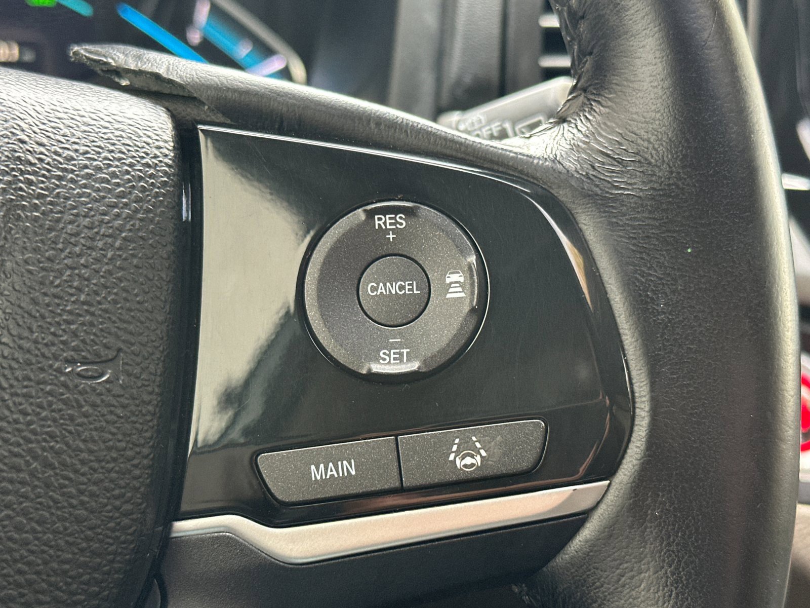 Used 2018 Honda Odyssey EX-L image 31