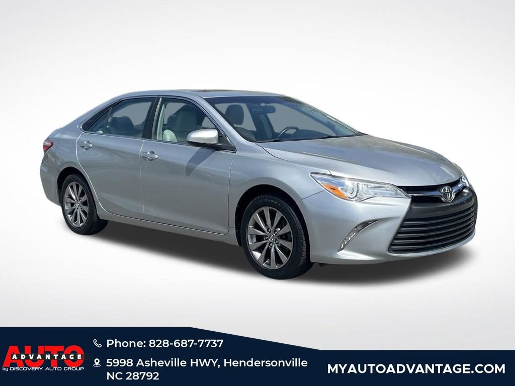 Used 2015 Toyota Camry XLE w/ Moonroof Package FWD image 1