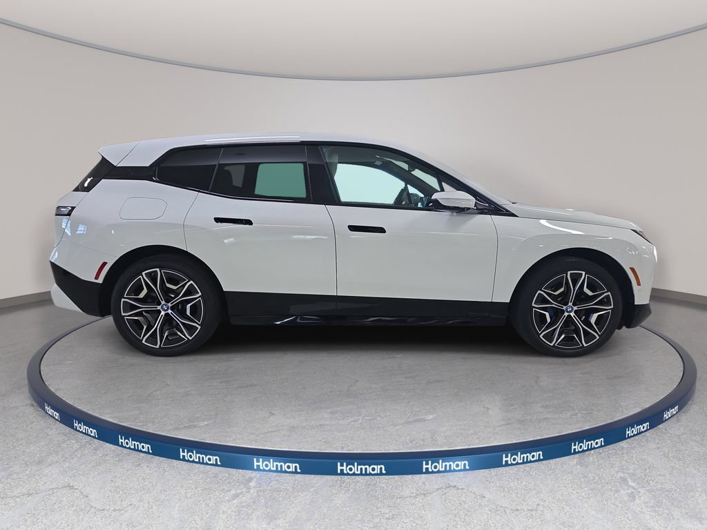 Used 2024 BMW iX xDrive50 w/ Sport Package image 6