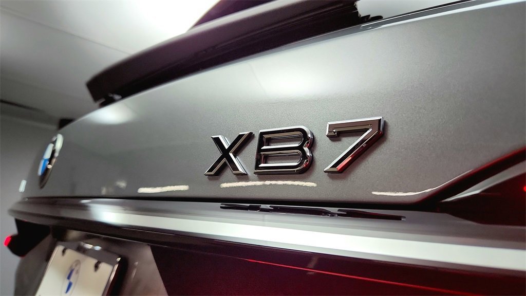 New 2026 BMW ALPINA XB7 image 39