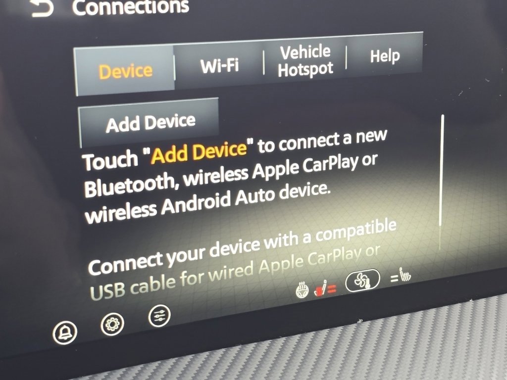 New 2026 Nissan Kicks SR w/ SR Premium Package image 5