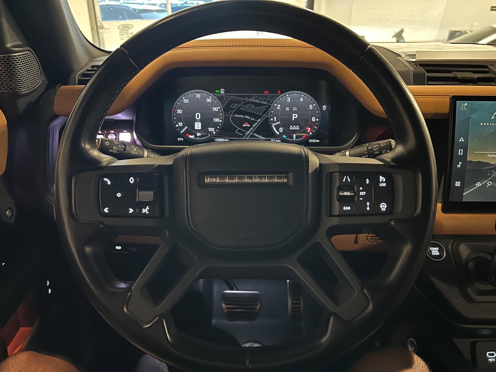 Used 2023 Land Rover Defender 90 X image 9