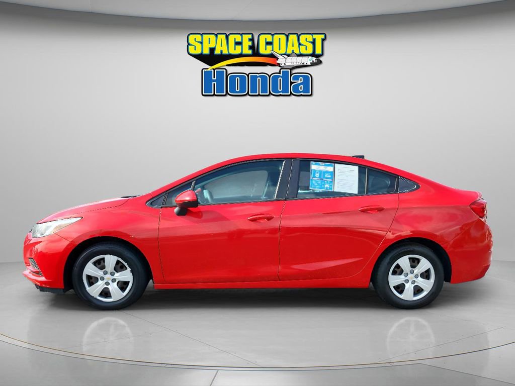 Used 2017 Chevrolet Cruze LS image 8