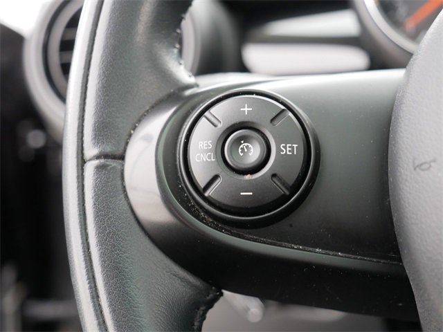 Used 2020 MINI Cooper 4-Door Hardtop w/ Premium Package image 25