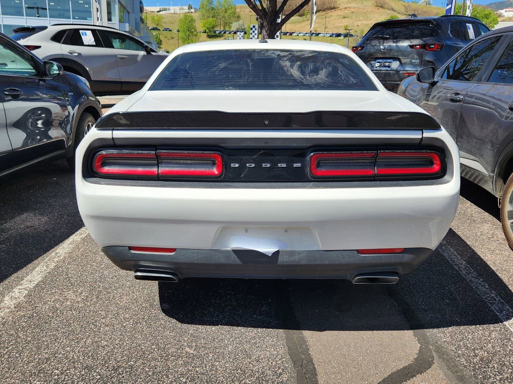 Used 2021 Dodge Challenger R/T RWD image 9