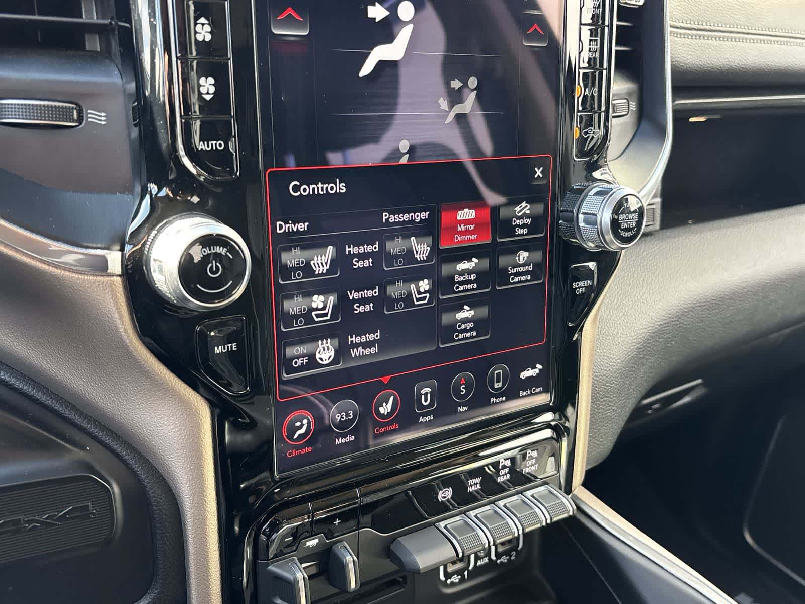 Used 2019 RAM 2500 Laramie AWD/4WD image 16