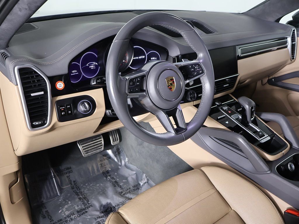 Used 2021 Porsche Cayenne GTS w/ Premium Package Plus AWD/4WD image 30