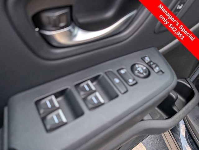 Used 2025 Honda Pilot TrailSport image 15