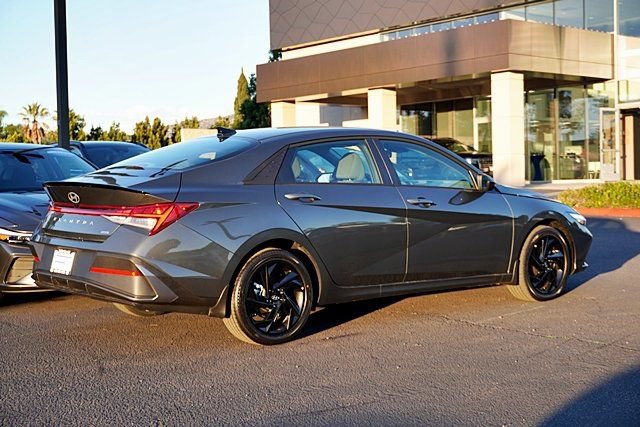 New 2026 Hyundai Elantra Sport FWD image 9