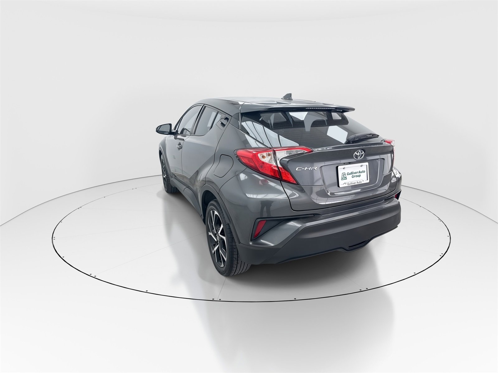 Used 2018 Toyota C-HR XLE image 6