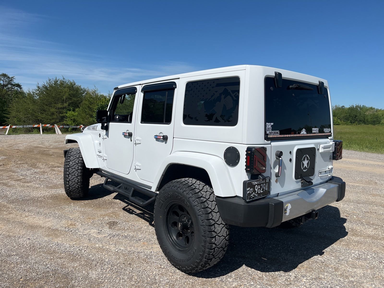 Used 2015 Jeep Wrangler Unlimited Sahara w/ Max Tow Package AWD/4WD image 10
