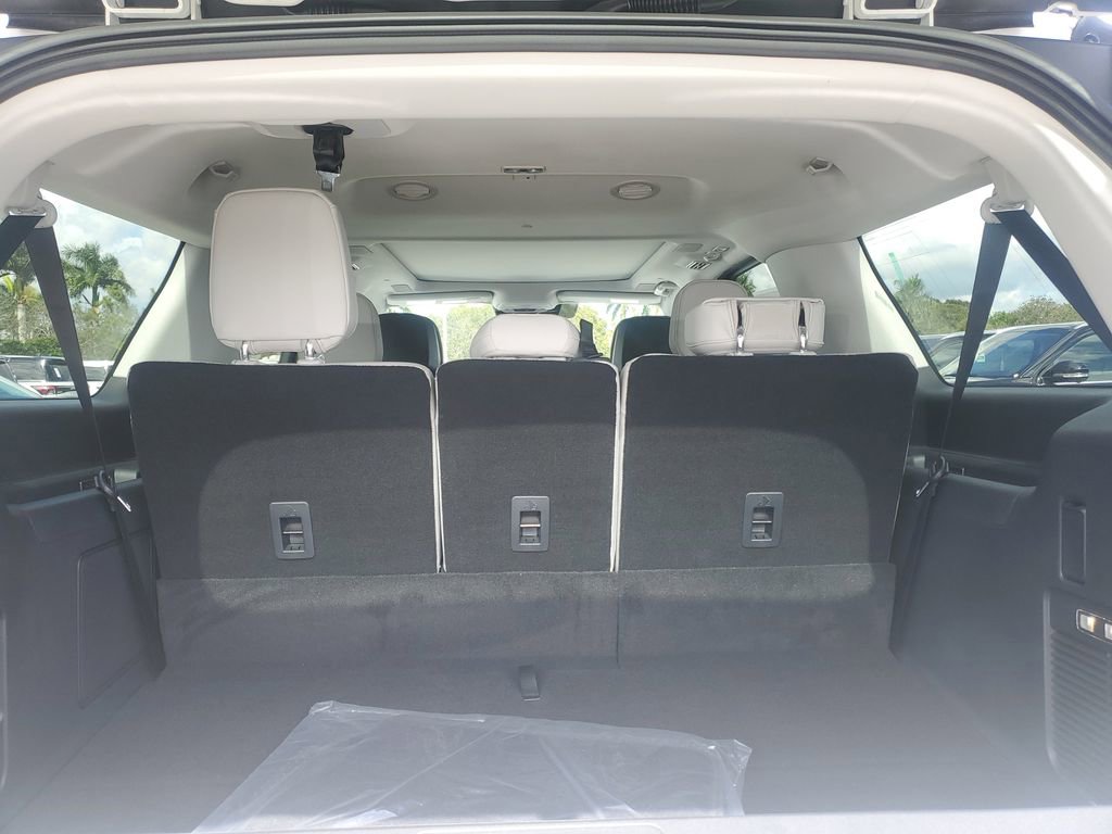 New 2025 Lincoln Navigator L Reserve image 5