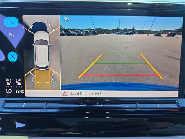 New 2026 Volkswagen Atlas Cross Sport SEL Premium R-Line image 24