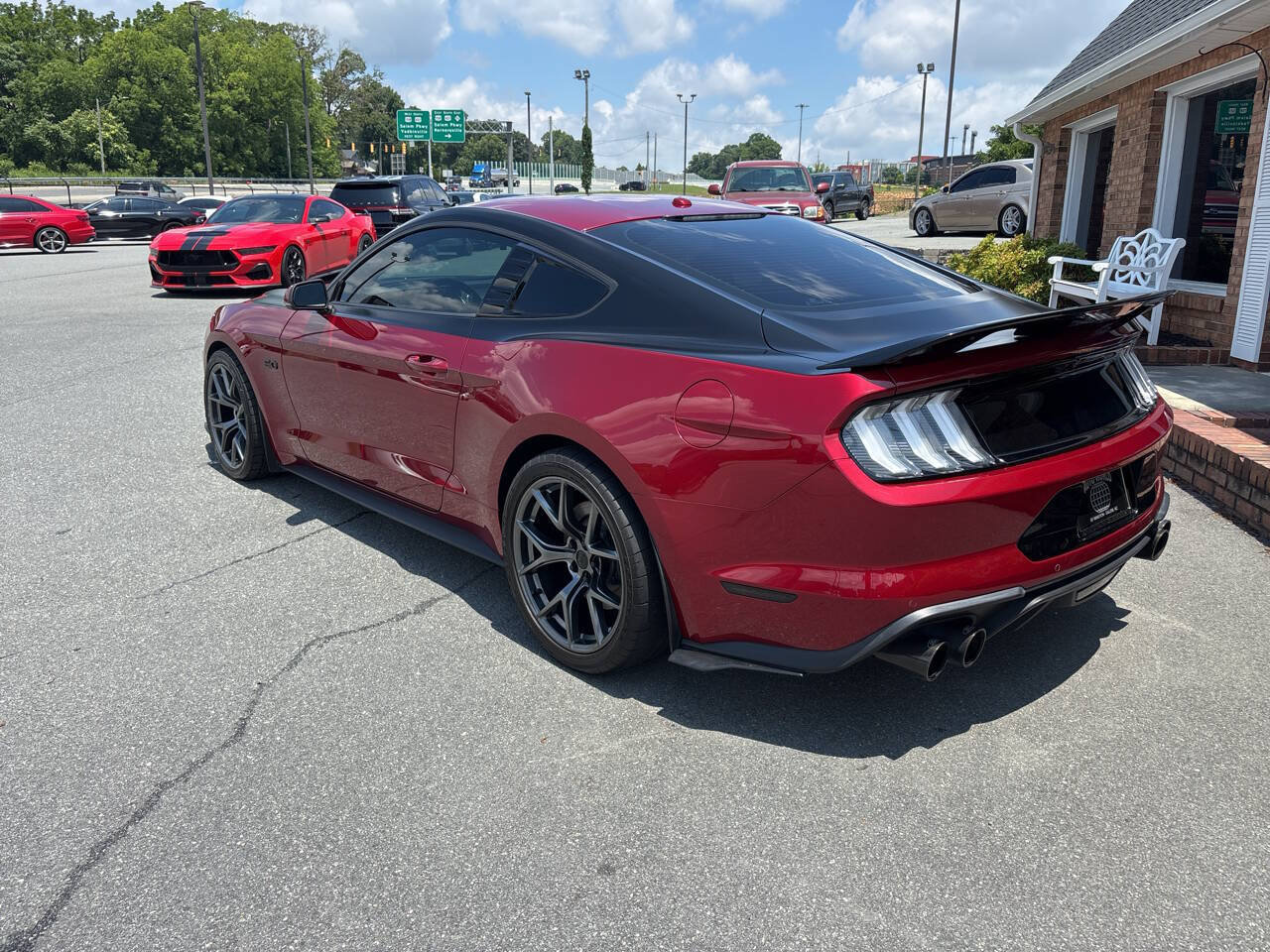 Used 2019 Ford Mustang GT RWD image 11