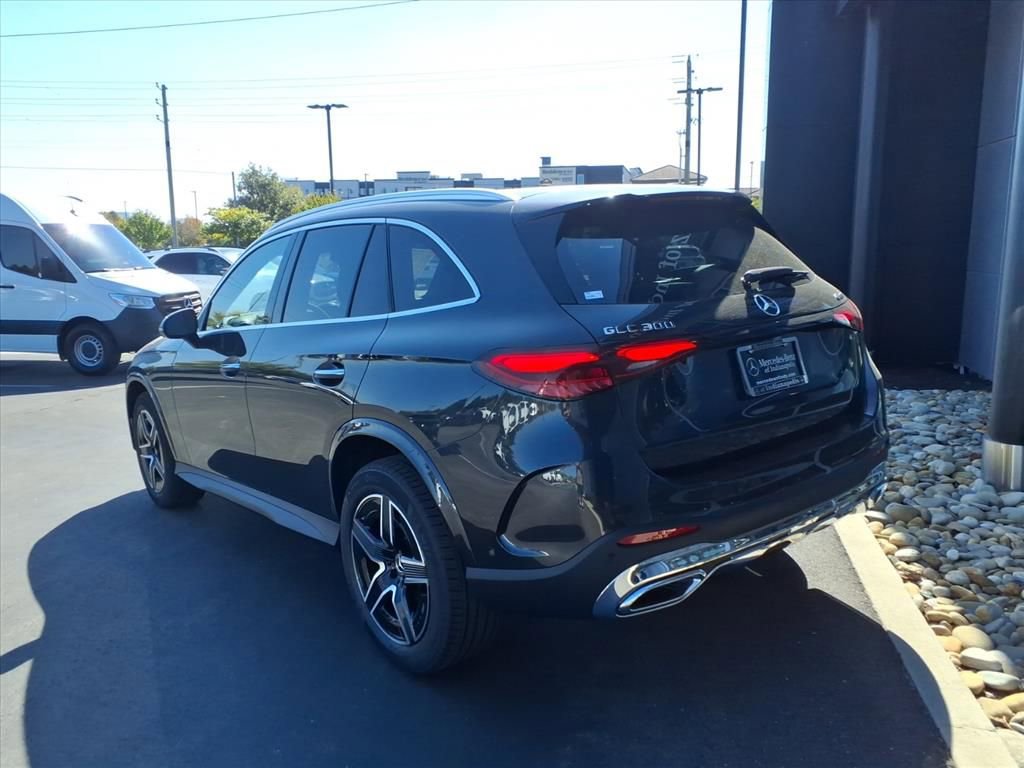 New 2026 Mercedes-Benz GLC 300 4MATIC image 4