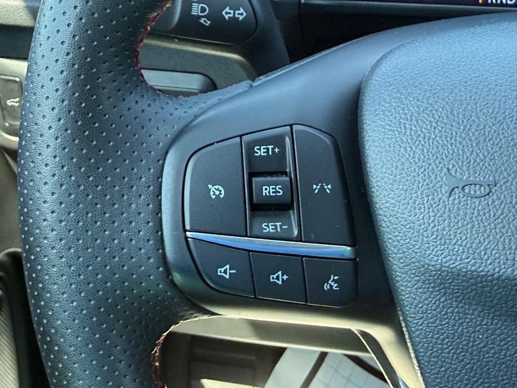Used 2024 Ford Escape ST-Line AWD/4WD image 15