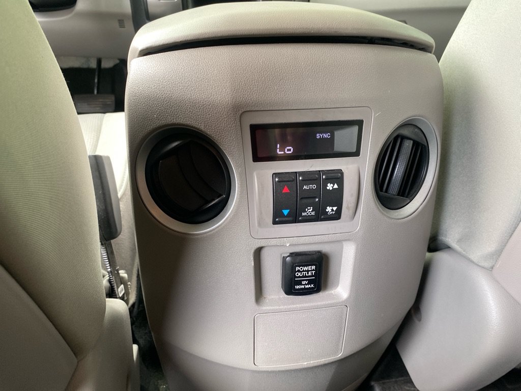 Used 2015 Honda Pilot LX image 18