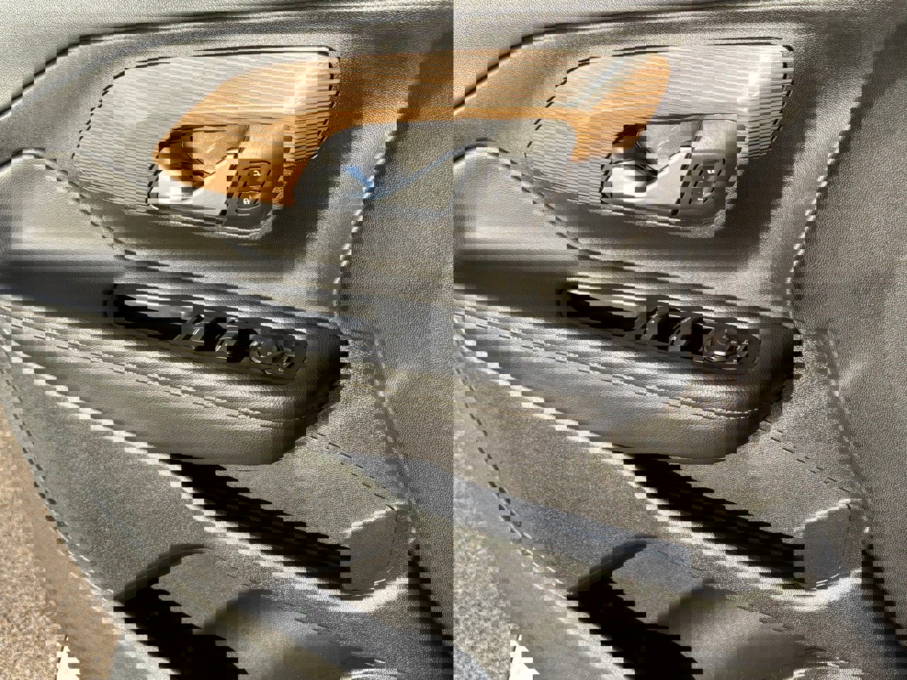 Used 2020 GMC Terrain SLE w/ Driver Convenience Package image 27