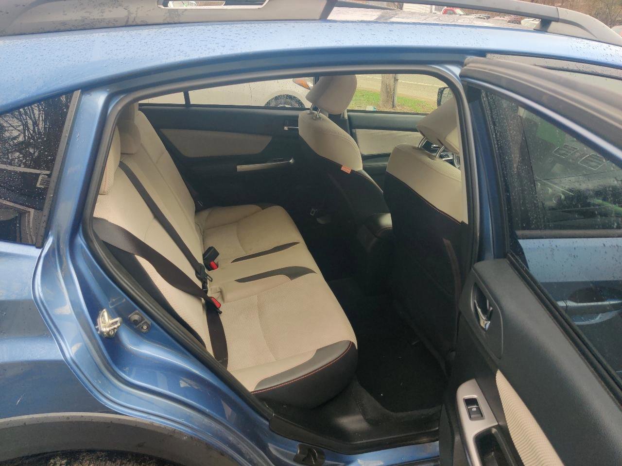 Used 2017 Subaru Crosstrek 2.0i Premium w/ Moonroof Package image 12