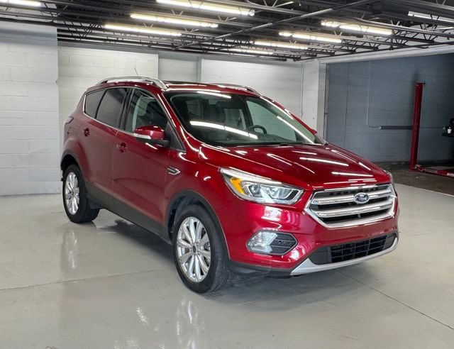 Used 2017 Ford Escape Titanium FWD image 7