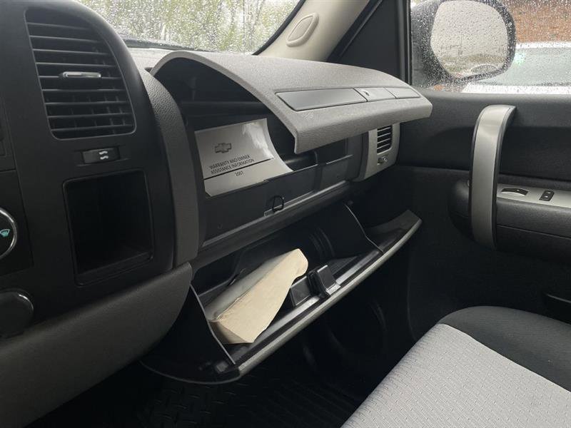 Used 2007 Chevrolet Silverado 1500 LS AWD/4WD image 32