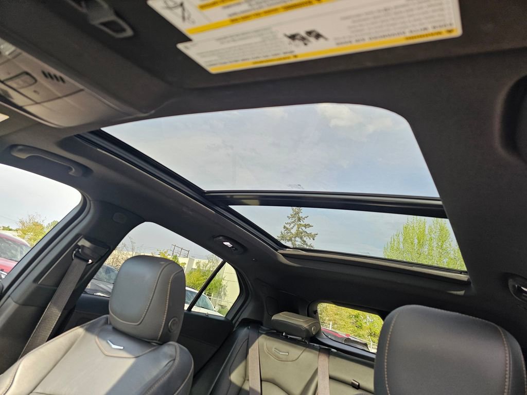 Used 2023 Cadillac XT4 Sport AWD/4WD image 11
