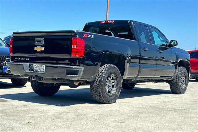 Used 2019 Chevrolet Silverado 1500 LT w/ All Star Edition AWD/4WD image 3
