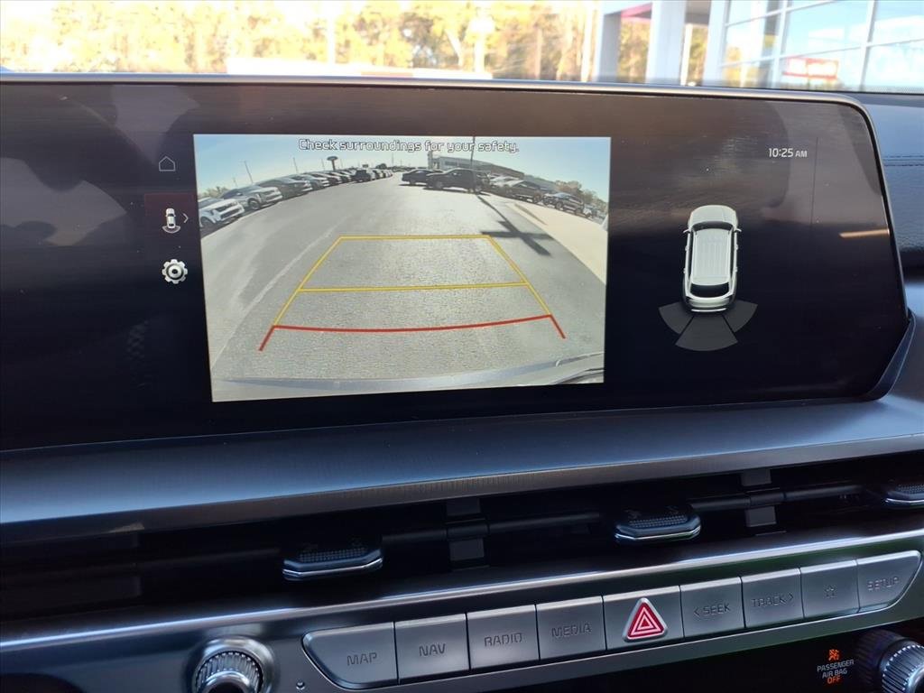 Used 2025 Kia Telluride S image 16