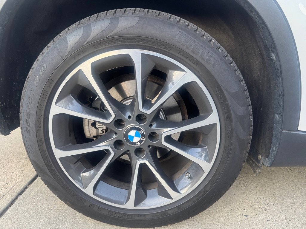 Used 2017 BMW X5 xDrive40e image 25