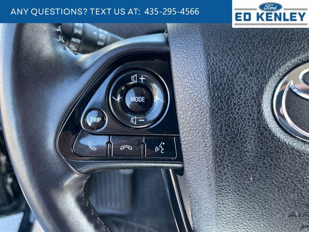 Used 2020 Toyota Prius XLE image 16