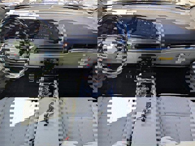 New 2026 Cadillac Vistiq Sport image 18