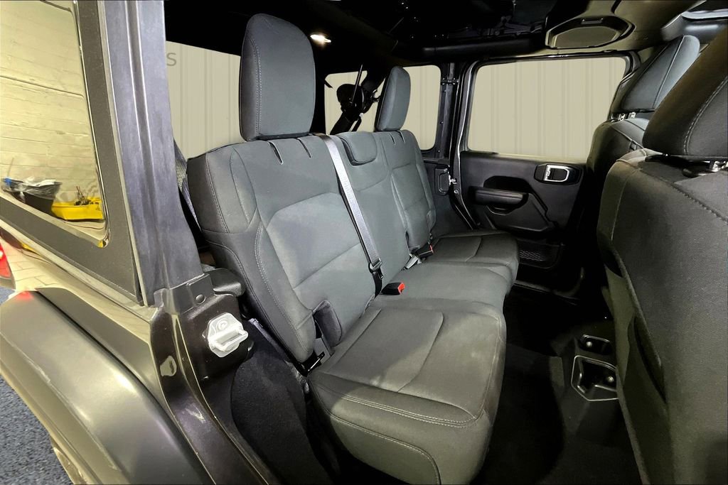 Used 2021 Jeep Wrangler Unlimited Sport image 25