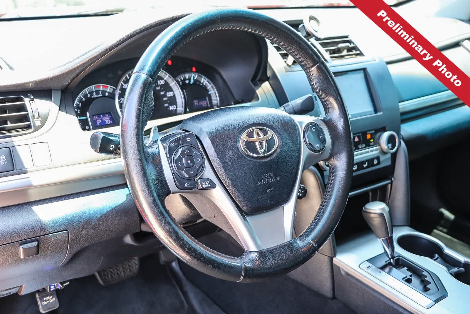 Used 2012 Toyota Camry SE FWD image 16