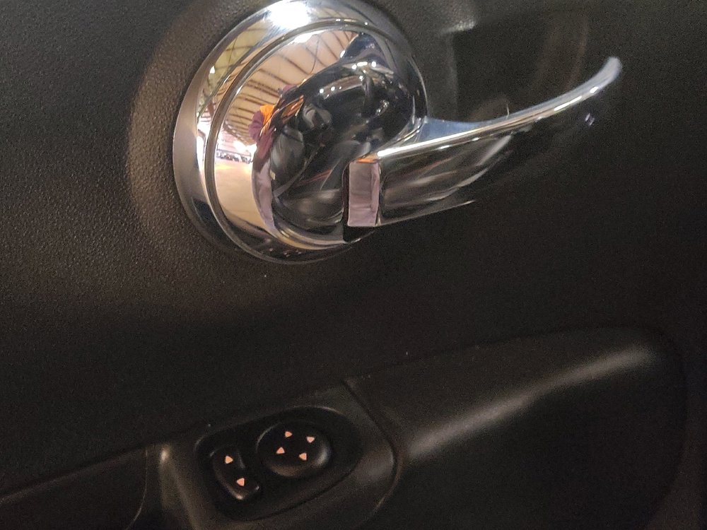 Used 2017 FIAT 500 Abarth w/ Popular Equipment Package image 27