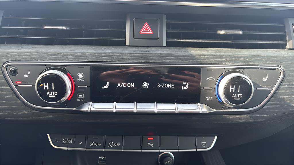 Used 2023 Audi A4 2.0T Premium w/ Convenience Package image 24