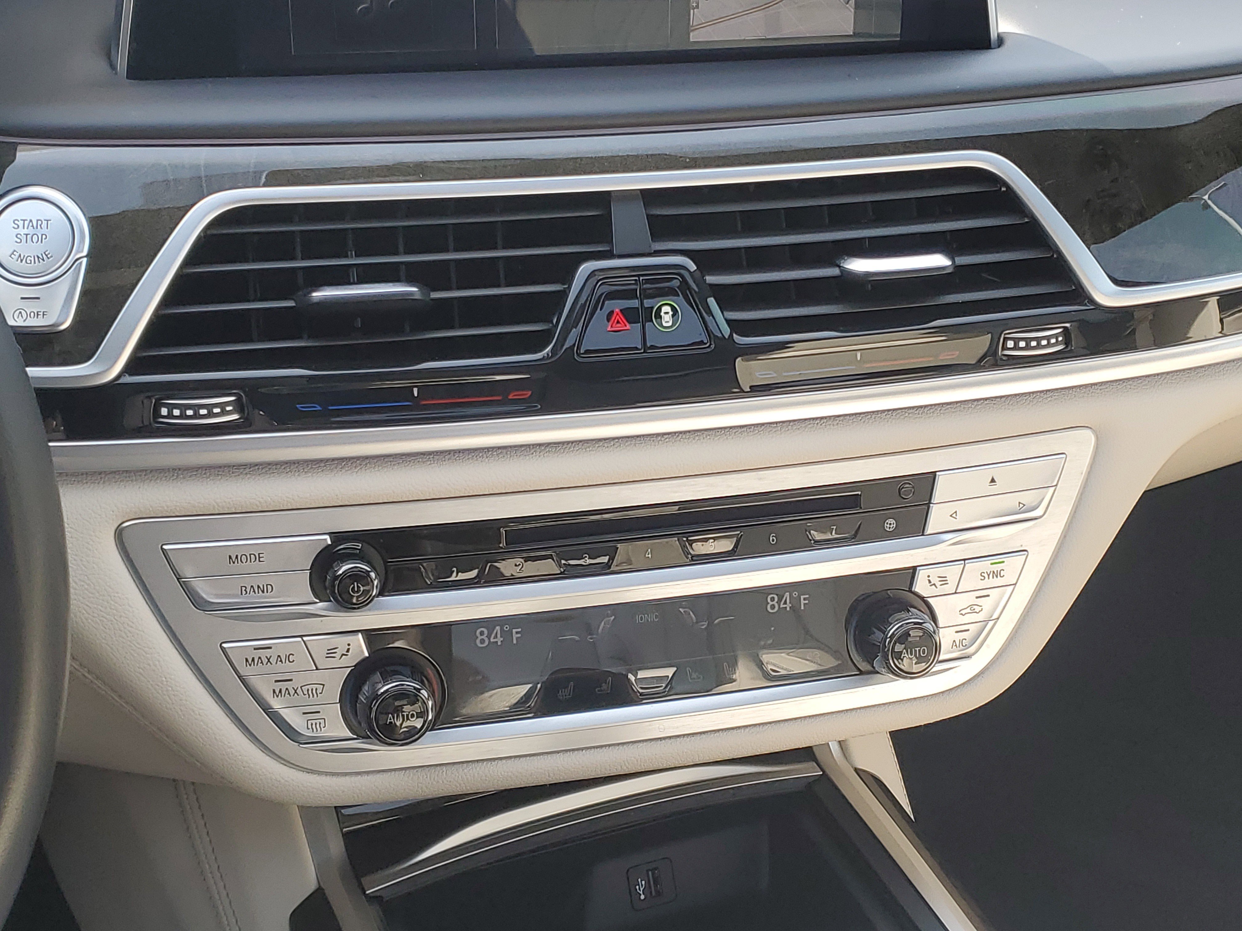 Used 2019 BMW 750i xDrive w/ Executive Package image 20