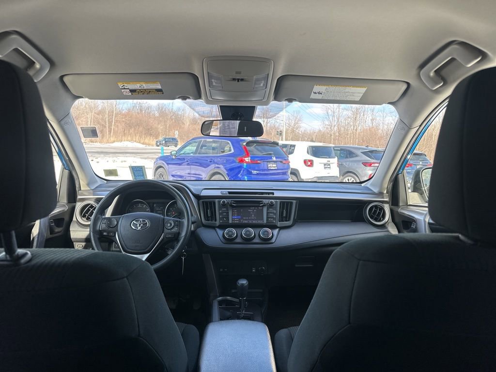 Used 2018 Toyota RAV4 LE w/ All Weather Liner Package image 29