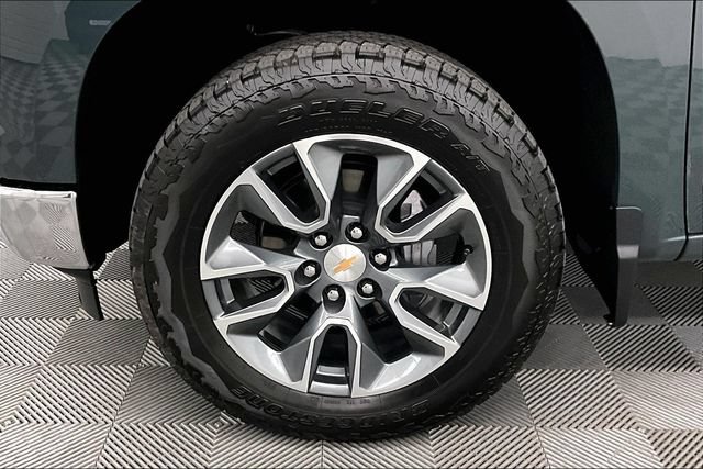 Used 2026 Chevrolet Silverado 1500 LT AWD/4WD image 10