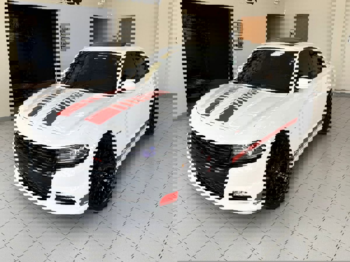 Used 2015 Dodge Charger R/T RWD image 57