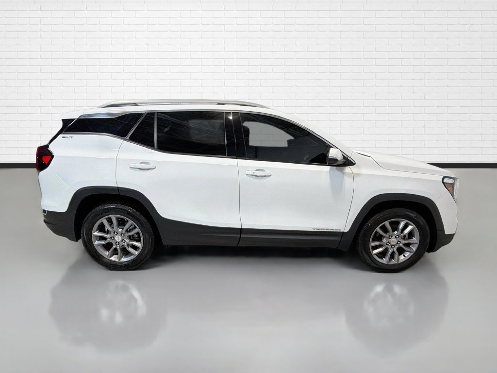 Used 2022 GMC Terrain SLT AWD/4WD image 10